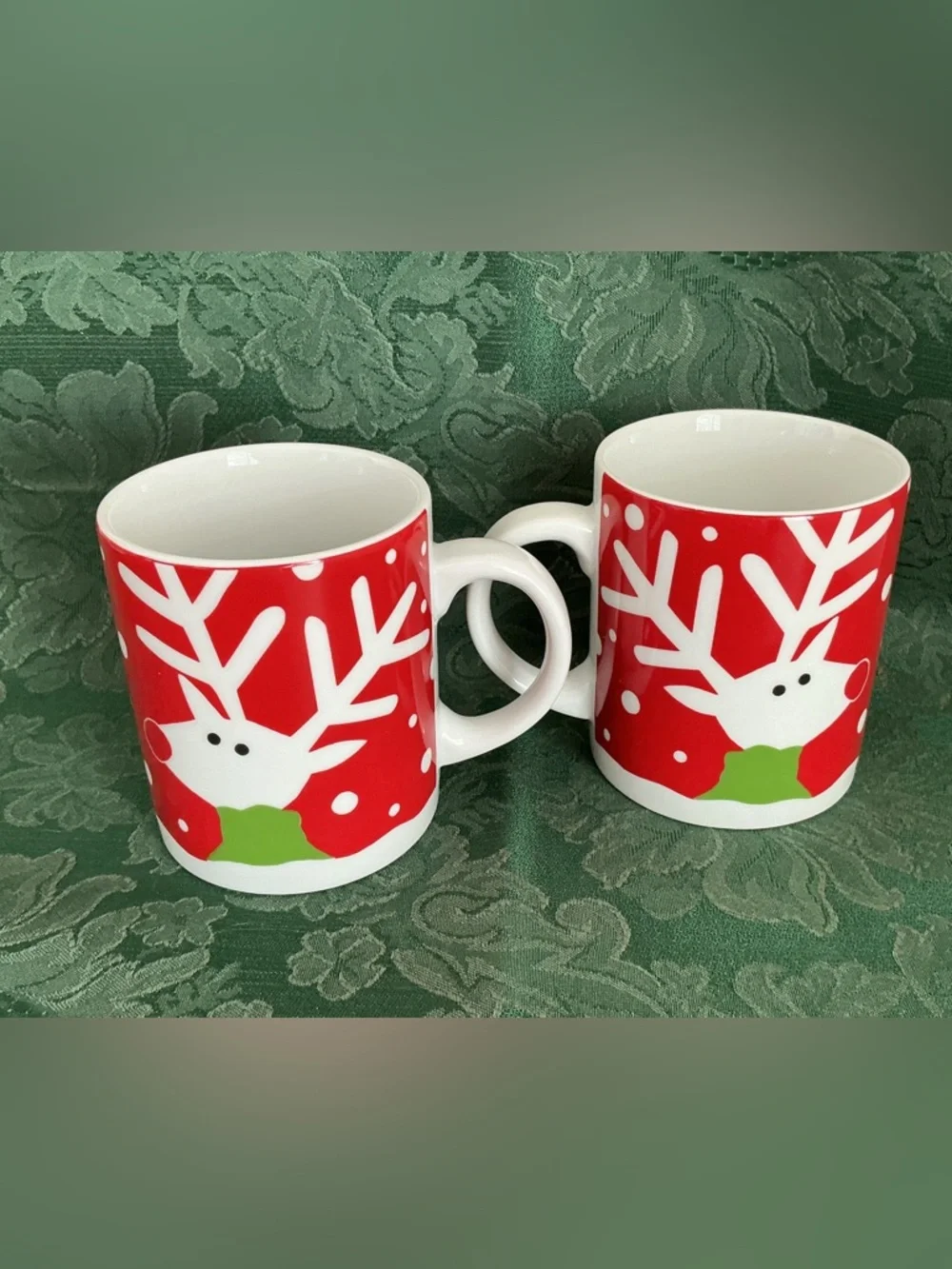 Crate&Barrel Holiday Reindeer Mugs, set of 2 EUC